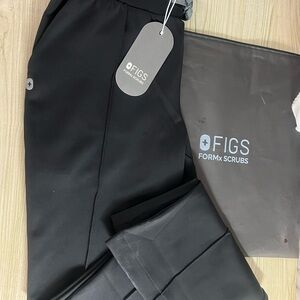 Figs Black High-Waisted Scrub Pants